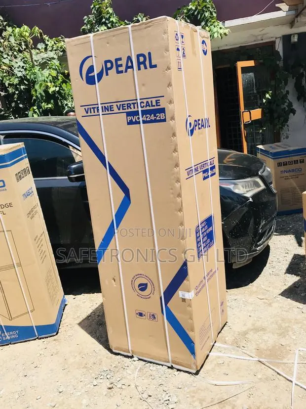 Essential New Display Pearl PVC-424 400 Liters Fridge · Photo 1