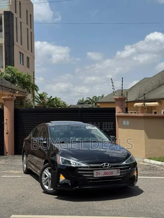Hyundai Elantra SE 2020 Black · Photo 1