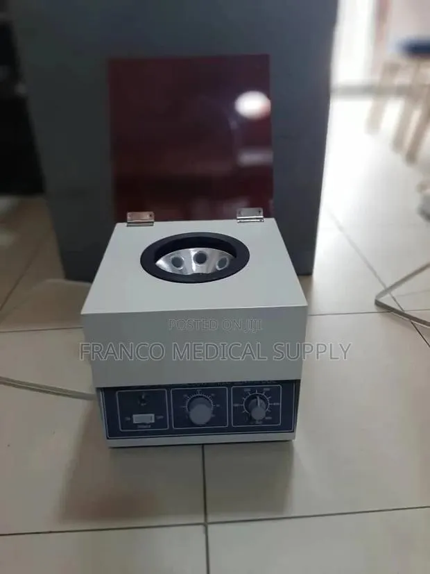 Centrifuge 8 Bucket Manual · Photo 1