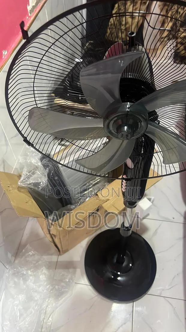Rechargeable Fan · Photo 1