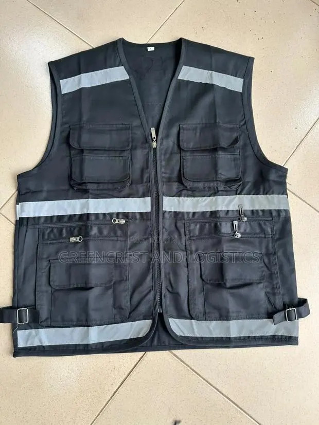 Media Vest · Photo 1