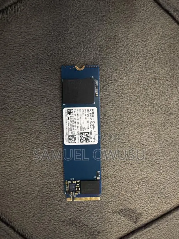 1TB Western Digital SSD · Photo 1