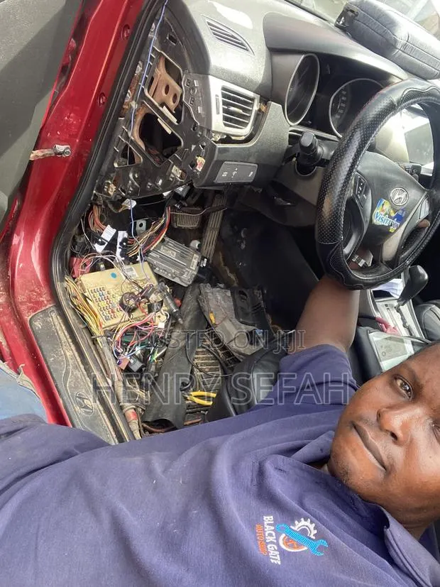 Auto Electrician · Photo 1