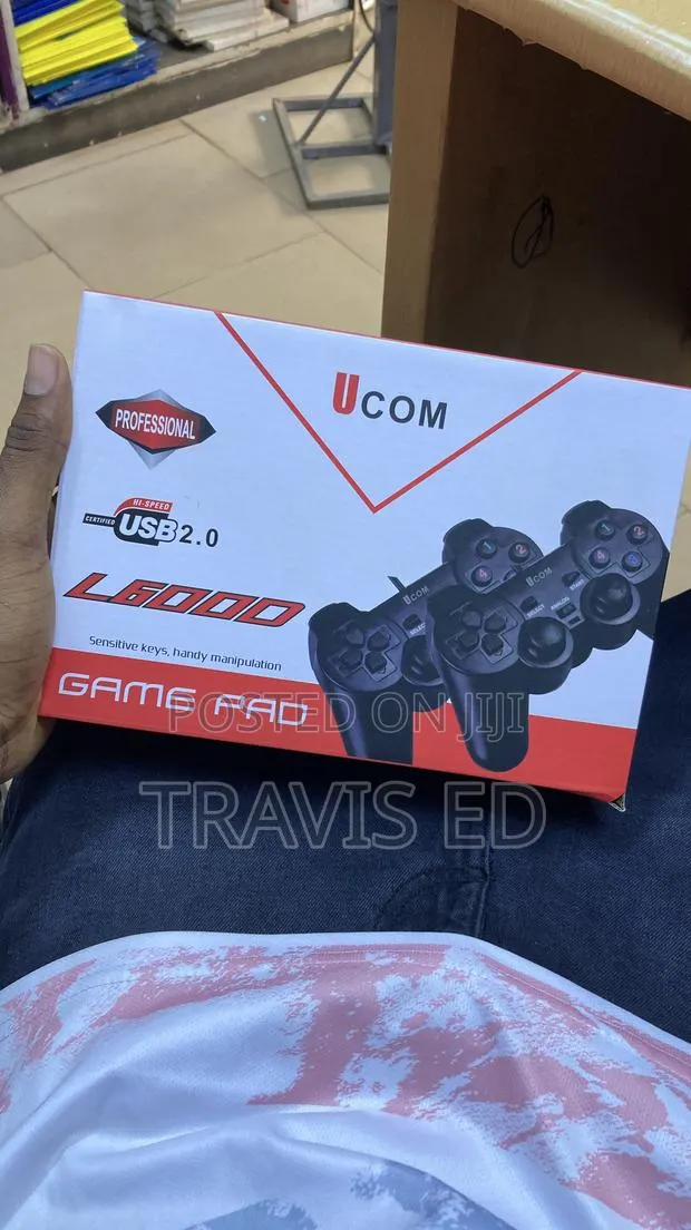 Game Controller · Photo 1