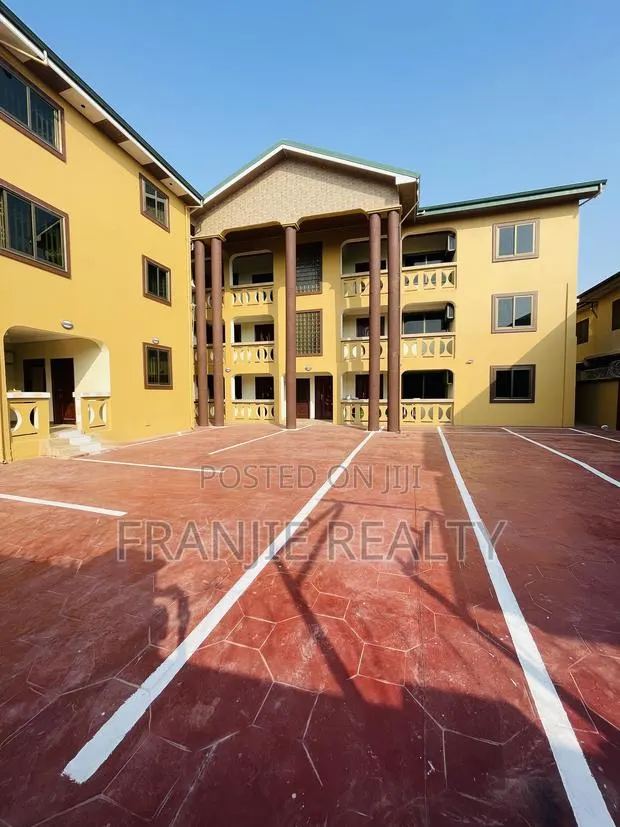 2bdrm Apartment in West Hills Mall Area for rent · Photo 1