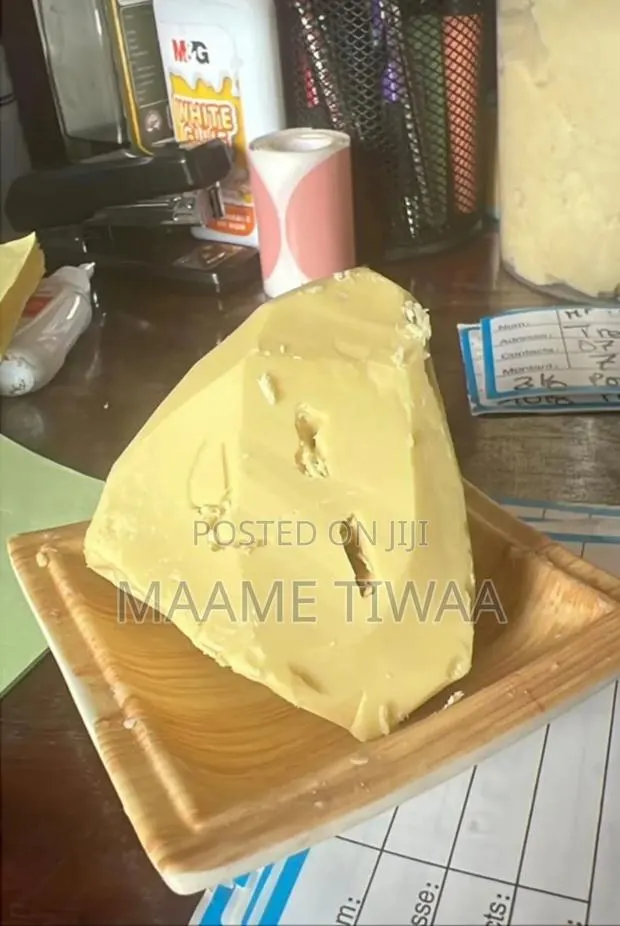 Raw Cocoa Butter · Photo 1
