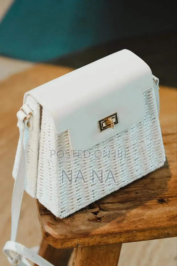 Rattan Bags · Photo 1