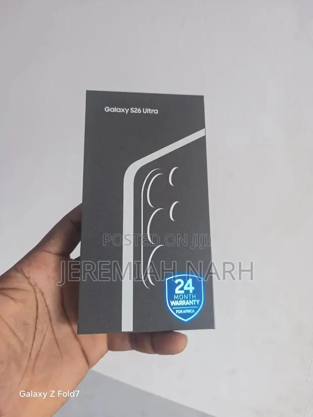 New Samsung Galaxy S26 Ultra 5G 256 GB Silver · Photo 1