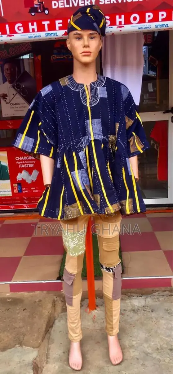 Elegant Original Quality Ghanaian Smock for Sale in Accra · Photo 1