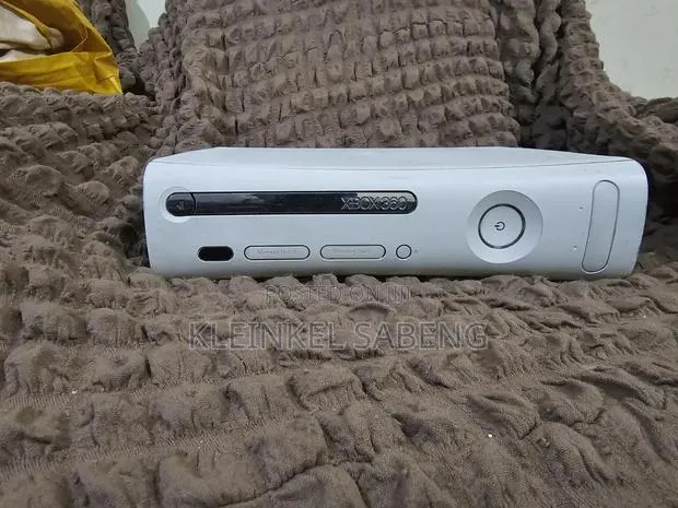 Xbox 360 Loaded With Games · Photo 1
