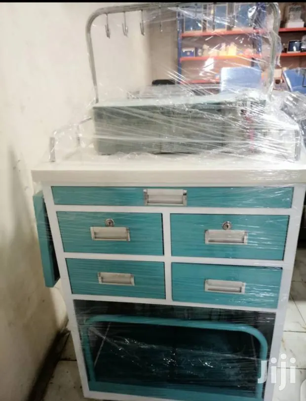 Medicine Trolley · Photo 1