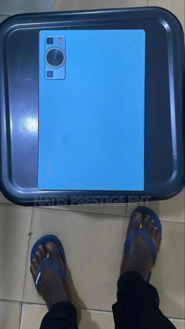 Samsung Galaxy Tab 10.1 64 GB Blue · Photo 1