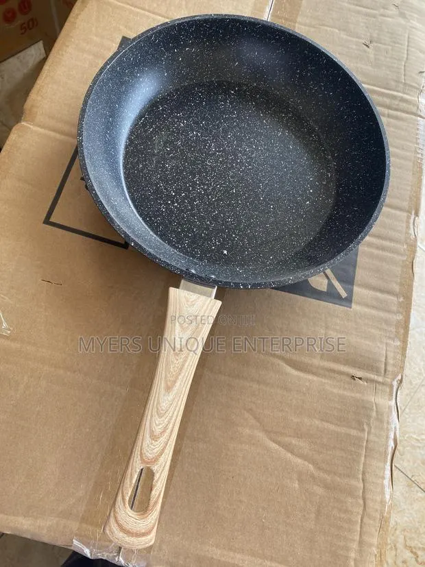 Black Speckle Non-Stick Fry Pan - Wood Handle 28cm · Photo 1