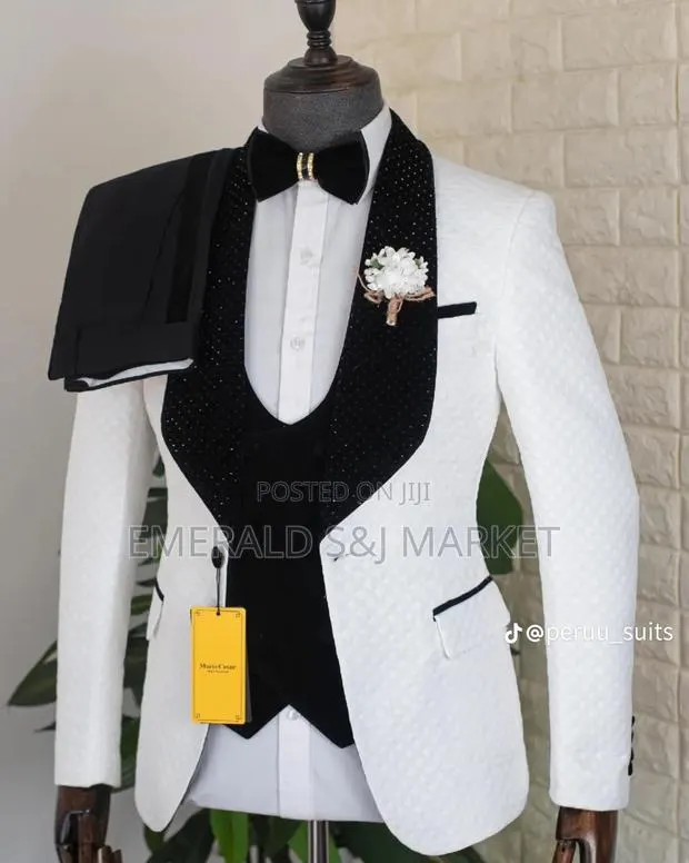 Designer Suit · Photo 1