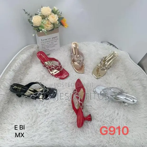 Ladies Shoe · Photo 1