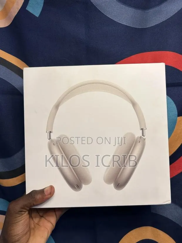 New Airpods Max 2nd Gen · Photo 1