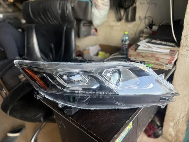 Mitsubishi Eclipse 2017,2018,2019,2020,2021 Headlight · Photo 1