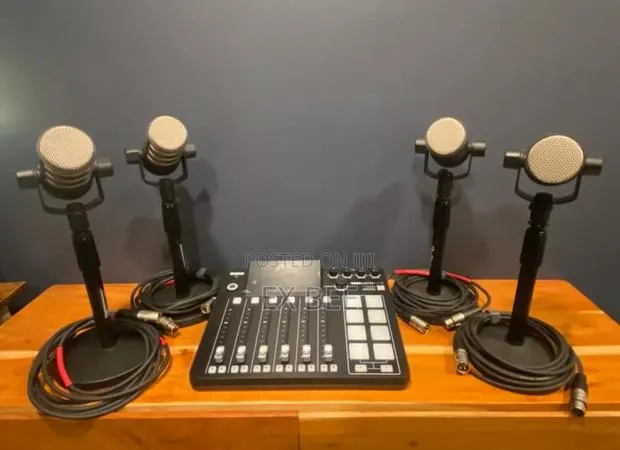 Rodecaster Pro 2 Podcasting Bundle, 4pcs Mics, Stands, XLR Cables · Photo 1