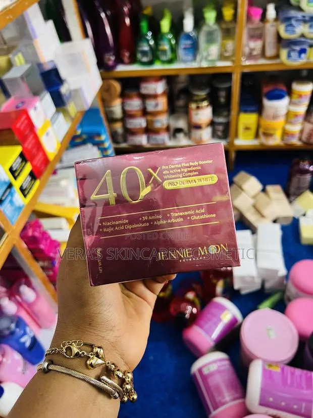 Jennie Moon 40x Pro Derma White Cream · Photo 1