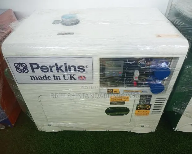 Effortless Uk Perkins Geneset Diesel Engine White 10kva Gen · Photo 1