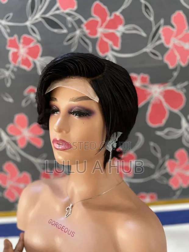 Short Pixie · Photo 1