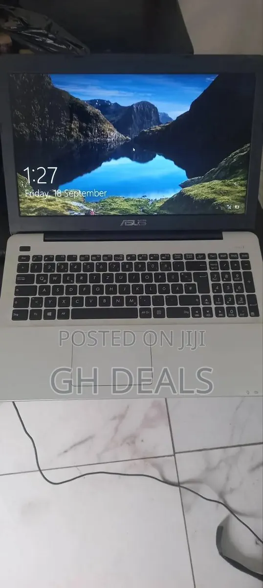 Laptop Asus X55A 8GB Intel Core i3 SSD 500GB · Photo 1