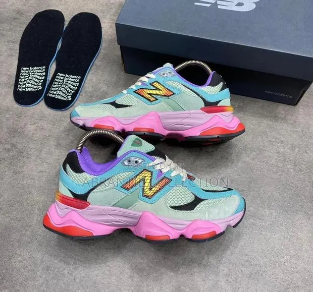 New Balance 9060 for Ladies · Photo 1