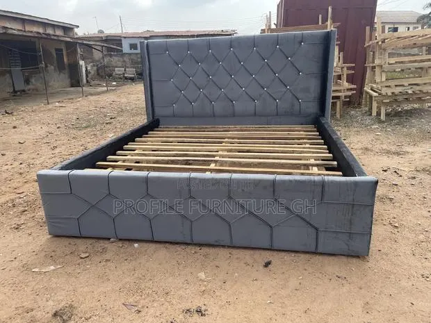 Modern Queen Size Bedframe//Free Delivery · Photo 1