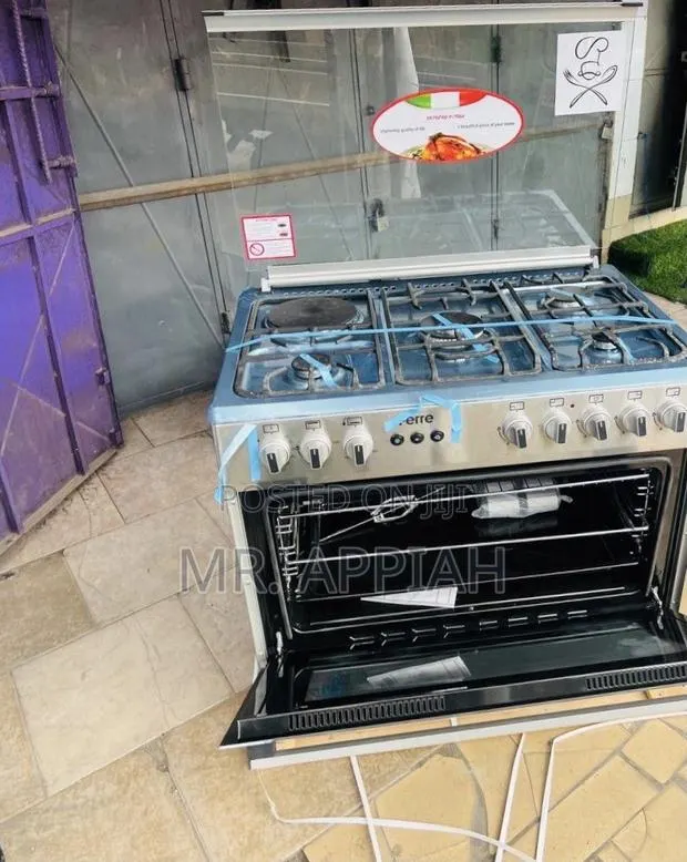 Fantastic Ferre 60x90cm Glass Lid 4 Gas + 1 Electric Cooker(Gray) · Photo 1