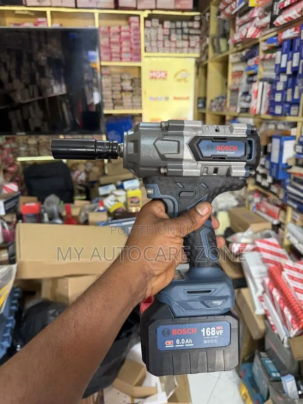 Bosch Impact Wrench · Photo 1