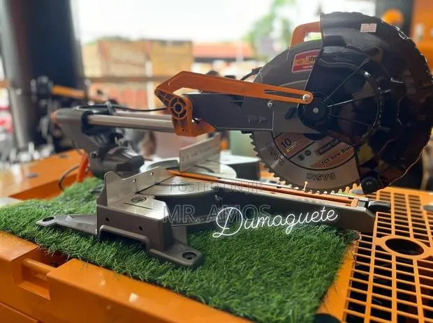 1800 Watts Miter Saw With 1pcs 10" TCT Saw Blade - Bm2s180017 · Photo 1