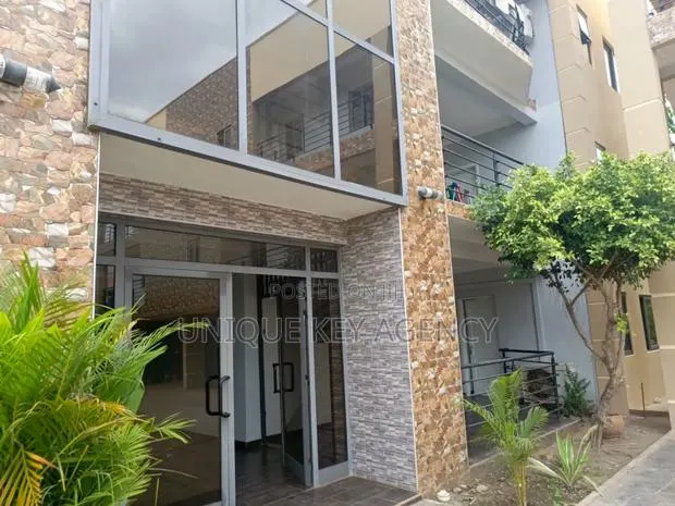 3bdrm Apartment in Unique Key Agency, Airport Residential Area for rent · Photo 1