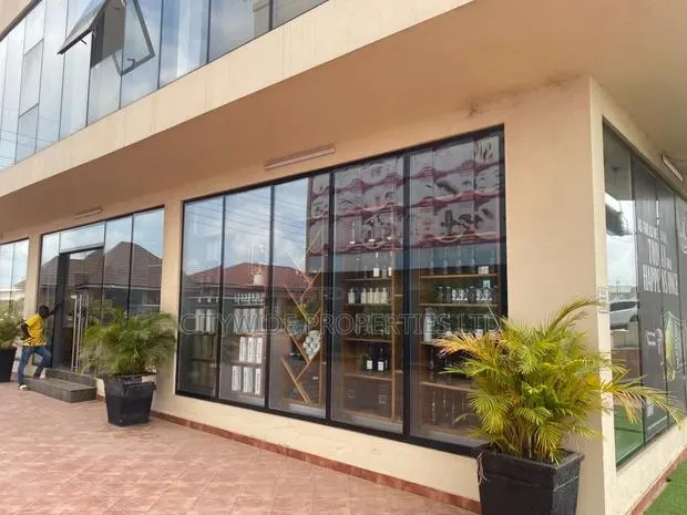 Retail Shop for Rent in East Legon Boundary Road · Photo 1