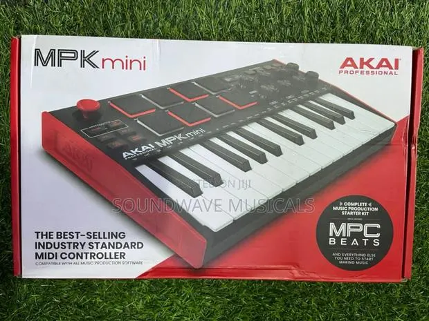 Akai Professional MPK Mini Mkii-24key,8 Drums Pad · Photo 1