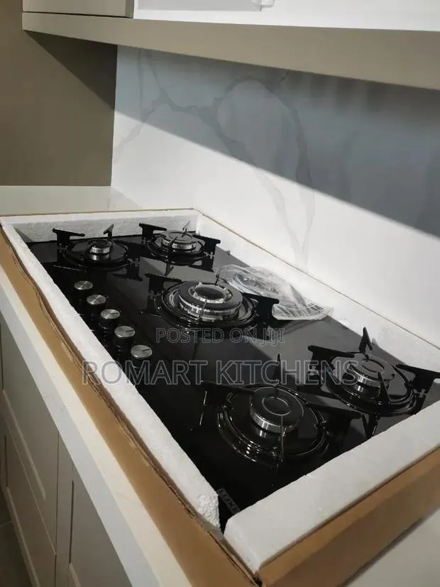 5 Burner Cooker Hob Glass With Electric Ignition Switch · Photo 1