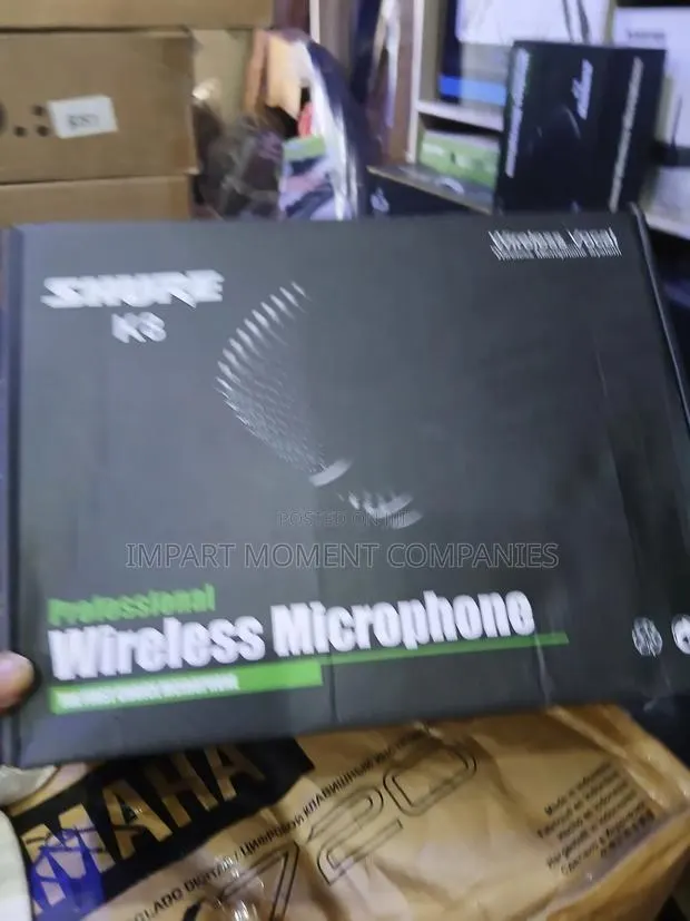4 in 1 Shure Professional Microphone · Photo 1