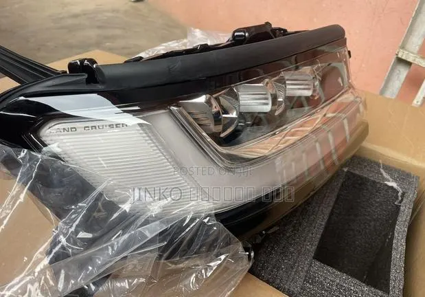 Toyota Landcruiser 300(2022-2026) Headlight Pair With Written · Photo 1