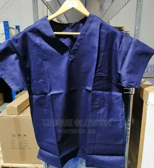 Medical / Nurses / Doctors/ Surgical Scrubs · Photo 1