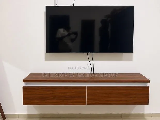 TV Unit Console · Photo 1