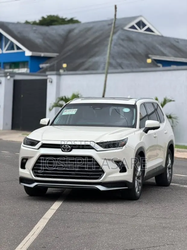 Toyota Grand Highlander Limited AWD 2024 · Photo 1