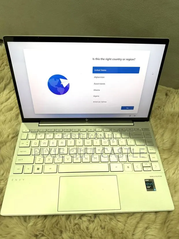 Laptop HP Envy 13 16GB Intel Core i5 SSD 512GB · Photo 1