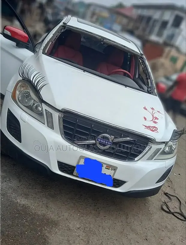 Volvo Xc60 Windscreen Available · Photo 1