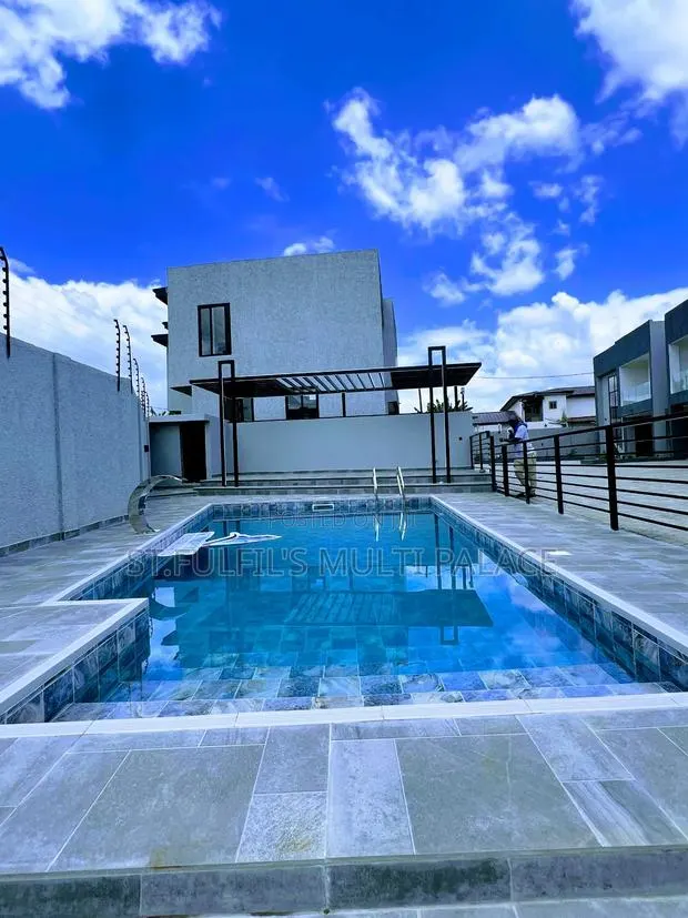 4bdrm Townhouse/Terrace in 2Mins Away From The, Adenta for sale · Photo 1