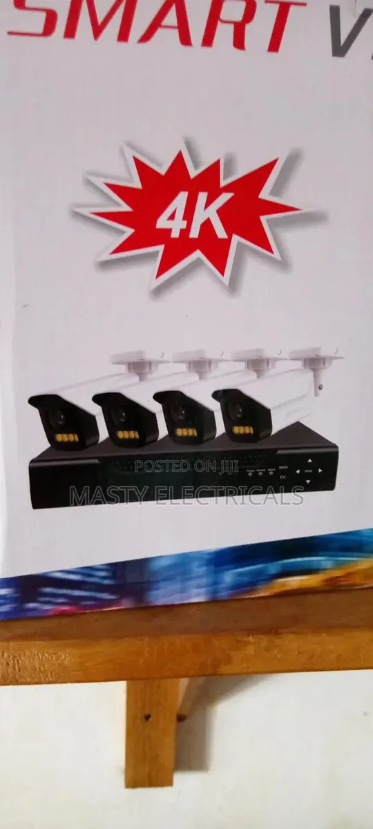 4-Channel Kit 5mp Full-Color CCTV Camera · Photo 1