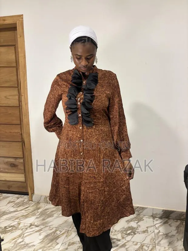 Modest 2 Pieces Trouser and Top · Photo 1