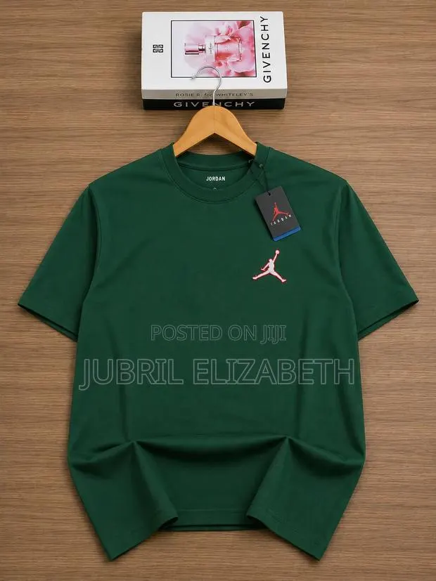 Men Tshirt · Photo 1