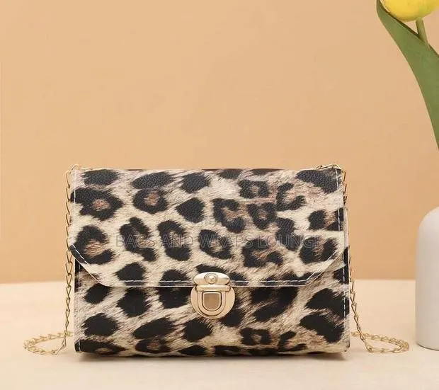 Animal Pattern Bag · Photo 1