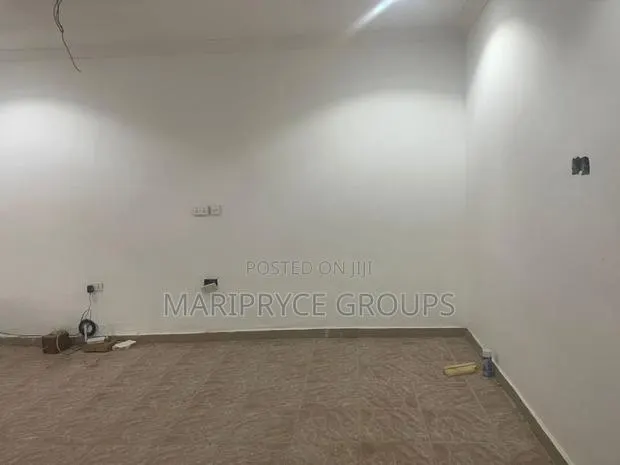2bdrm House in Jupiter Street, Taifa-Burkina for rent · Photo 1