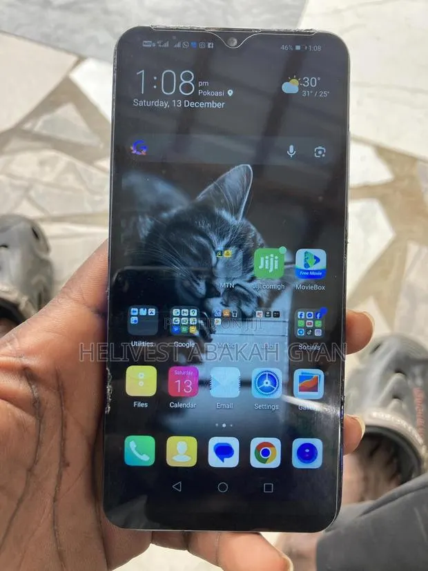 Huawei P Smart 2019 64 GB Green · Photo 1