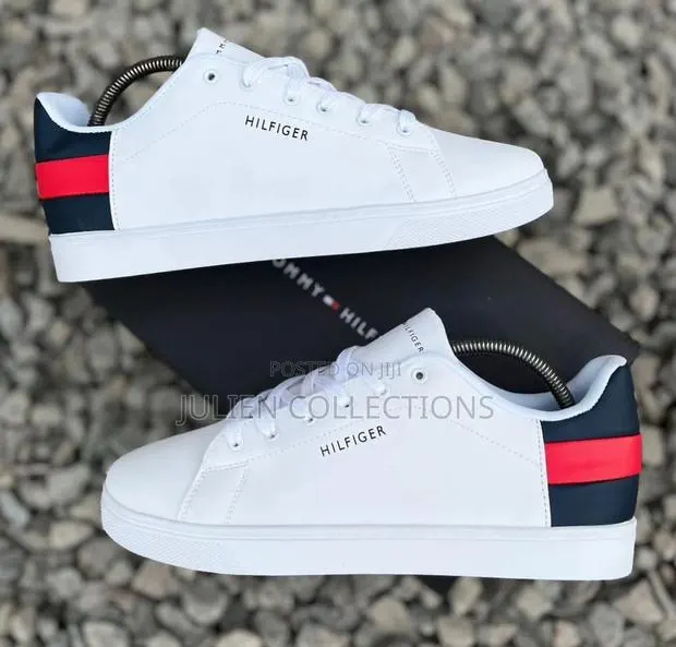 Tommy Hilfiger · Photo 1